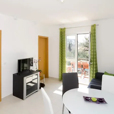 Apartmán With A Parking Space Mlini, Dubrovnik - 8542 Mlini