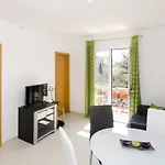 アパート With A Parking Space Mlini, Dubrovnik - 8542 ムリニ